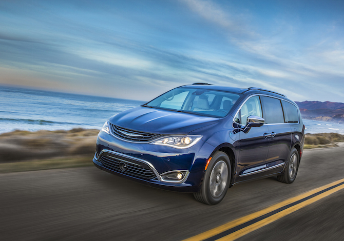 2017 Chrysler Pacifica Hybrid