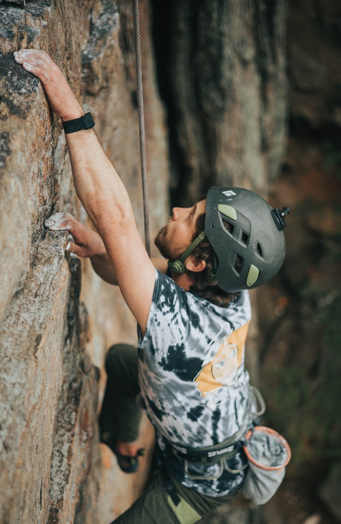 i-10-migliori-sport-da-praticare-climbing
