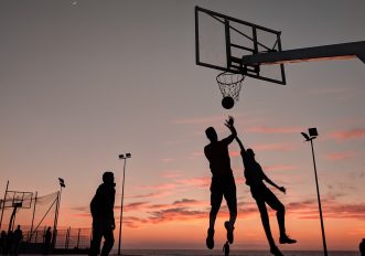 nuovo-dpcm-si-puo-giocare-a-basket-in-zona-gialla-dal-26-aprile-ecco-le-regole