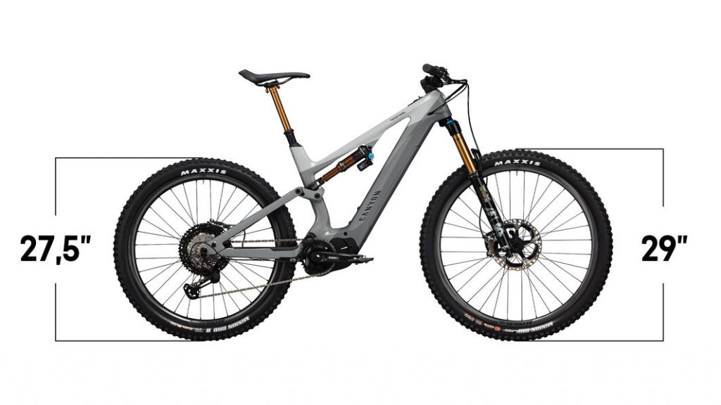 Mountain bike con la ruota davanti più grande