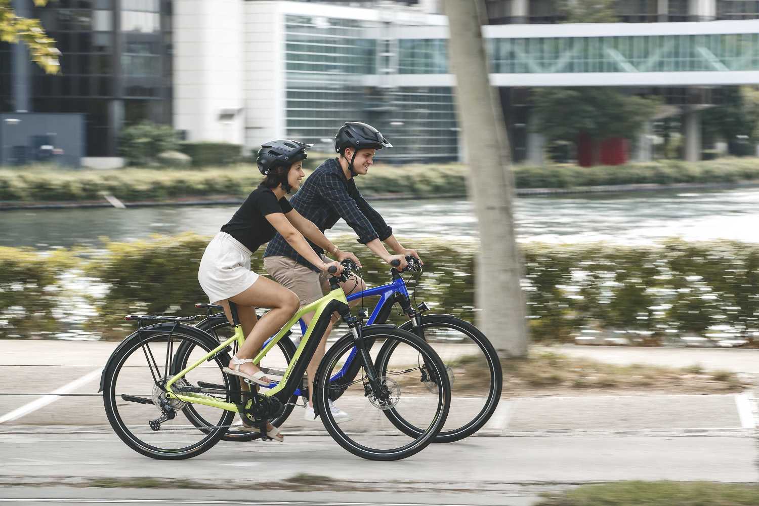 Non comprare un'auto elettrica. Ti serve una e-bike