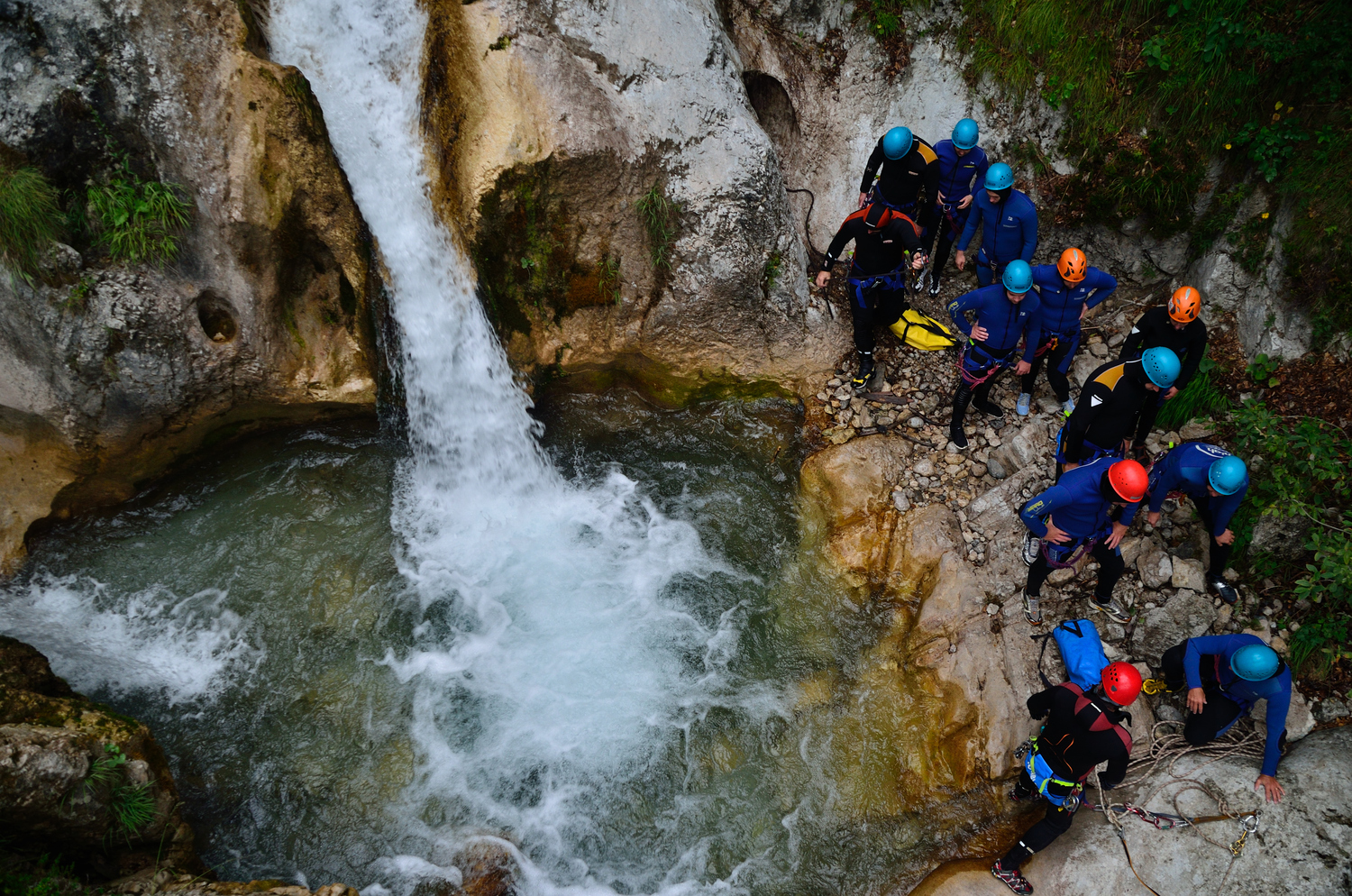 Regali per chi ama la montagna: 8 idee per esperienze outdoor epiche
