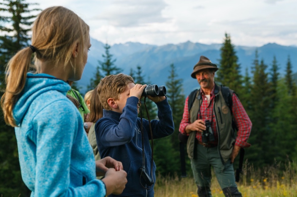 san-vigilio-trekking-famiglia