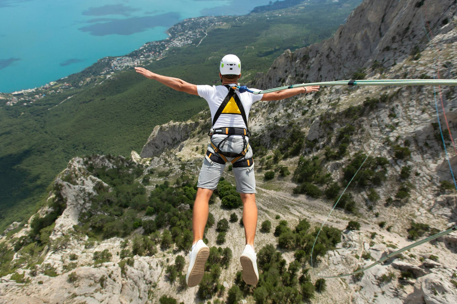 bungee-jumping
