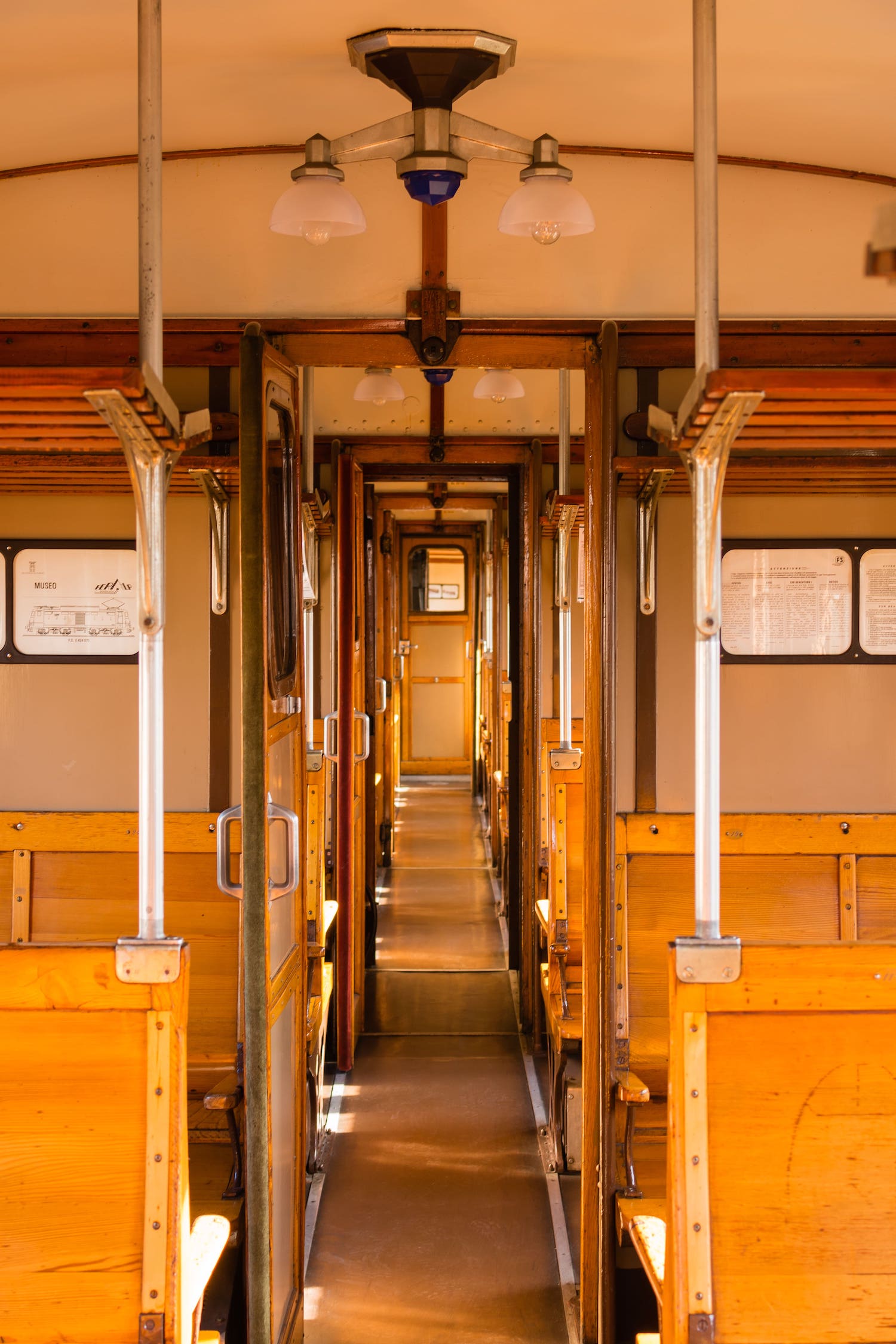 interno-treni-storici-friuli