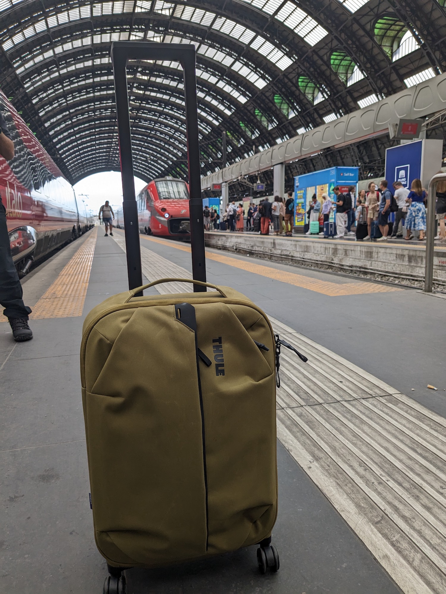 trolley-viaggio-thule-aion