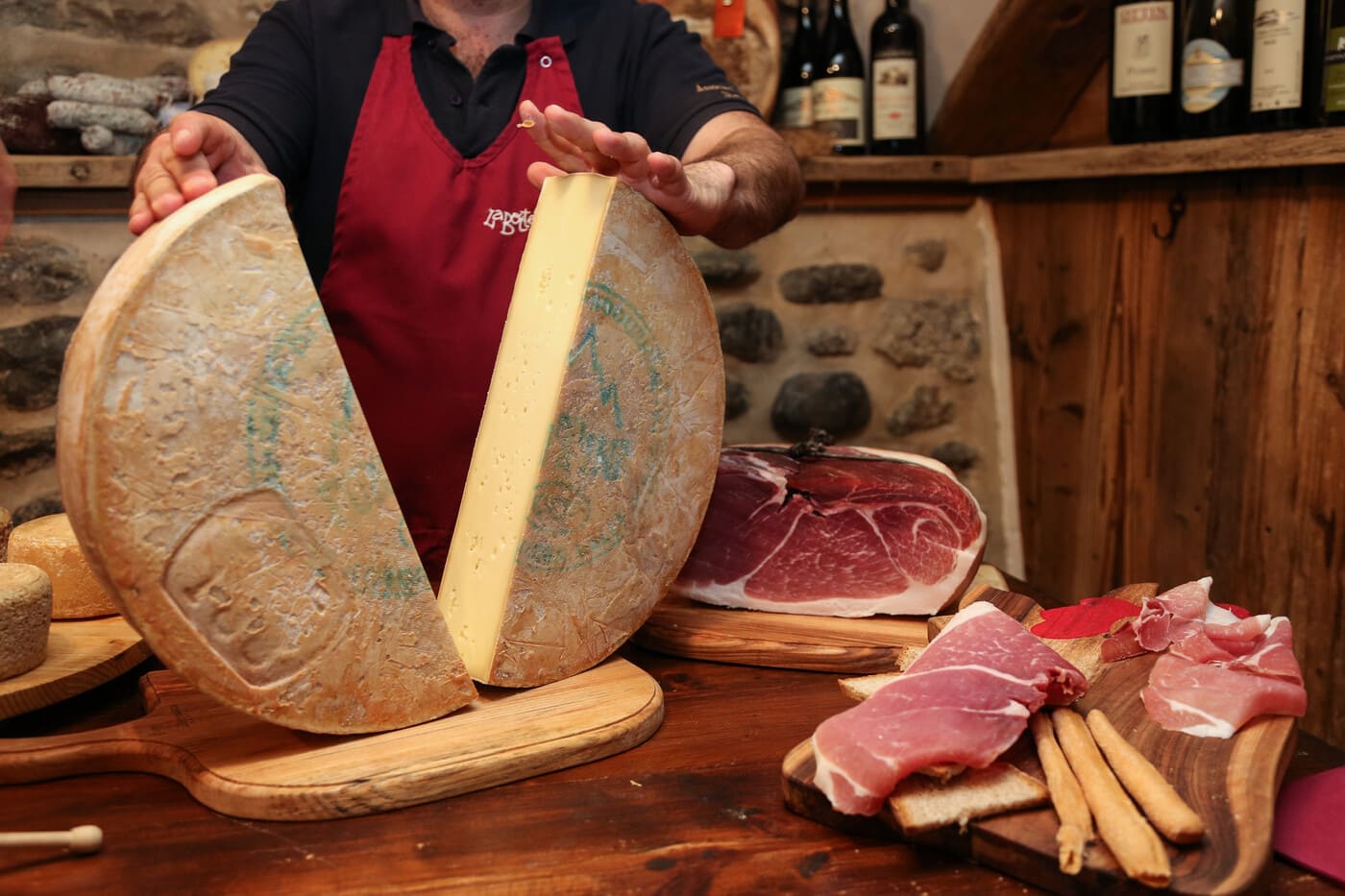 Autunno in Valle d'Aosta tra foliage ed enogastronomia