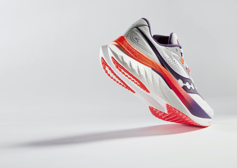 Nuova Saucony Endorphin Speed 4, per la corsa a ritmo sostenuto