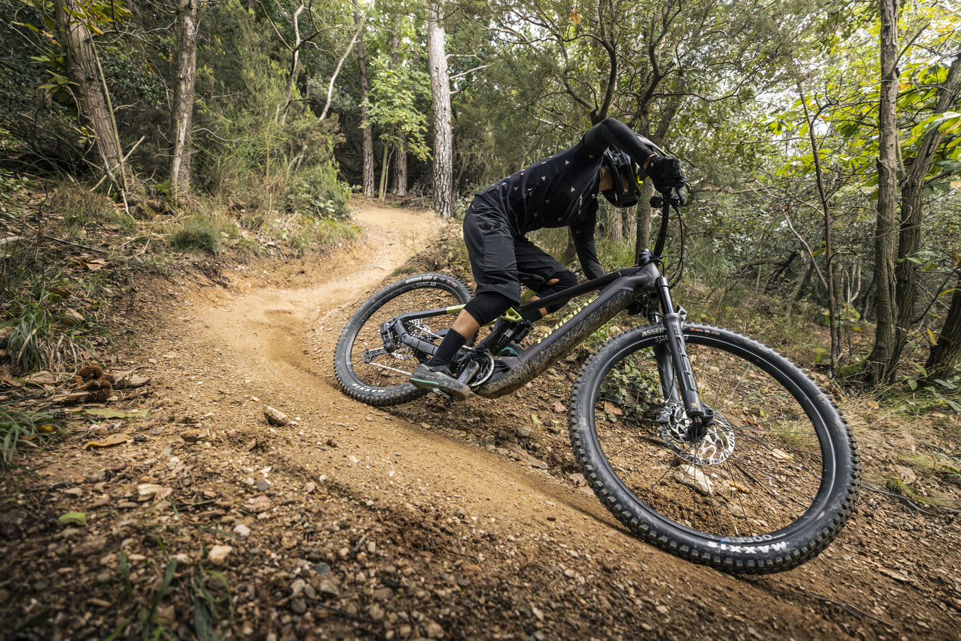 Haibike HYBE 10.5: l'e-MTB con motore Yamaha per gare all-mountain