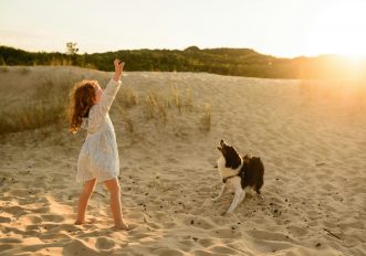 C'è un collegamento tra età e felicità (e dovresti saperlo)