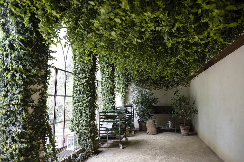 Castello-di-Miradolo_Serra-neogotica-e-semenziaio