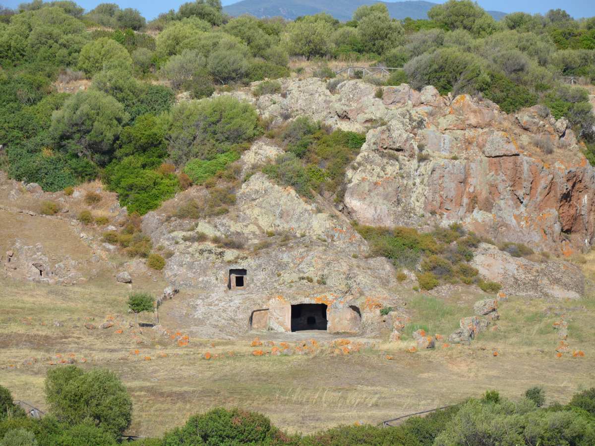 Domus de Janas Montessu, Sardegna