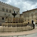 PERUGIA – Tra vicoli e piazze silenziose, l’odore del cioccolato dell’Eurochocolate riempie l’aria e rende la città unica a novembre.