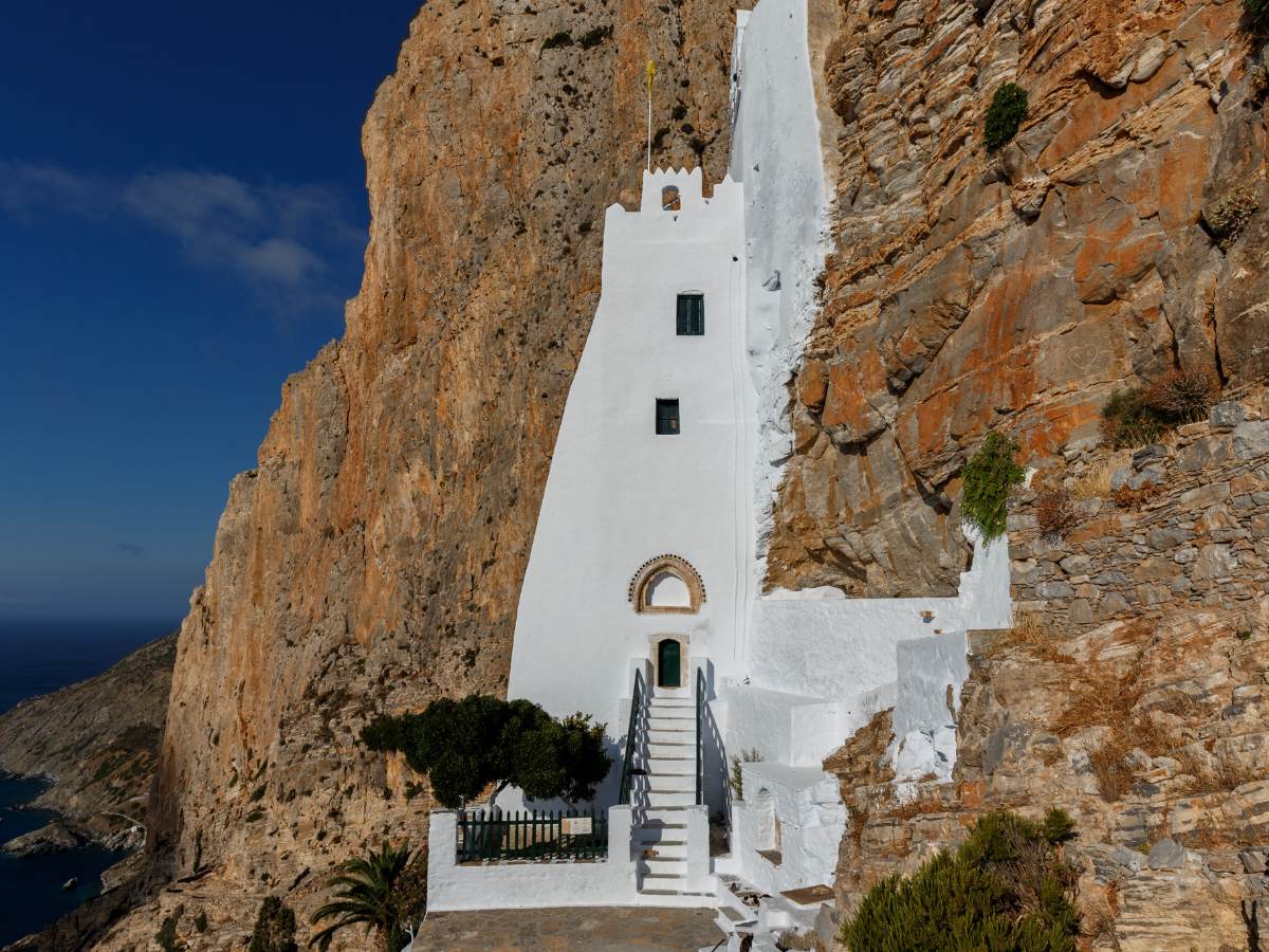 Panagia Hozoviotissa, Grecia