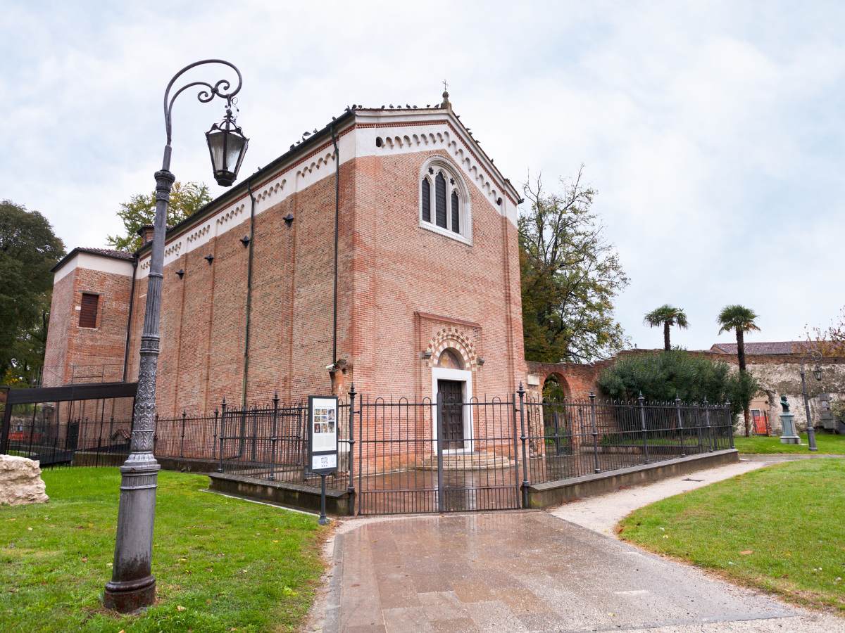 La Cappella degli Scrovegni da fuori