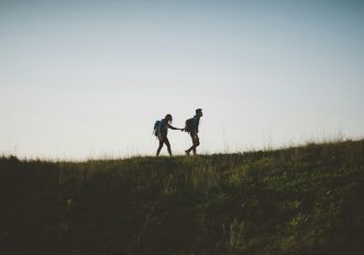 12 motivi per NON innamorarsi mai di un/a escursionista (specialmente a San Valentino)