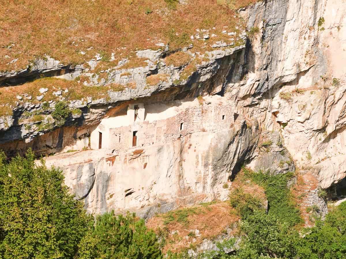 Eremo di San Bartolomeo in Legio, Roccamorice