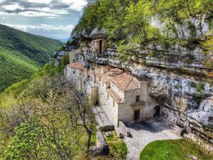Roccamorice, Abruzzo