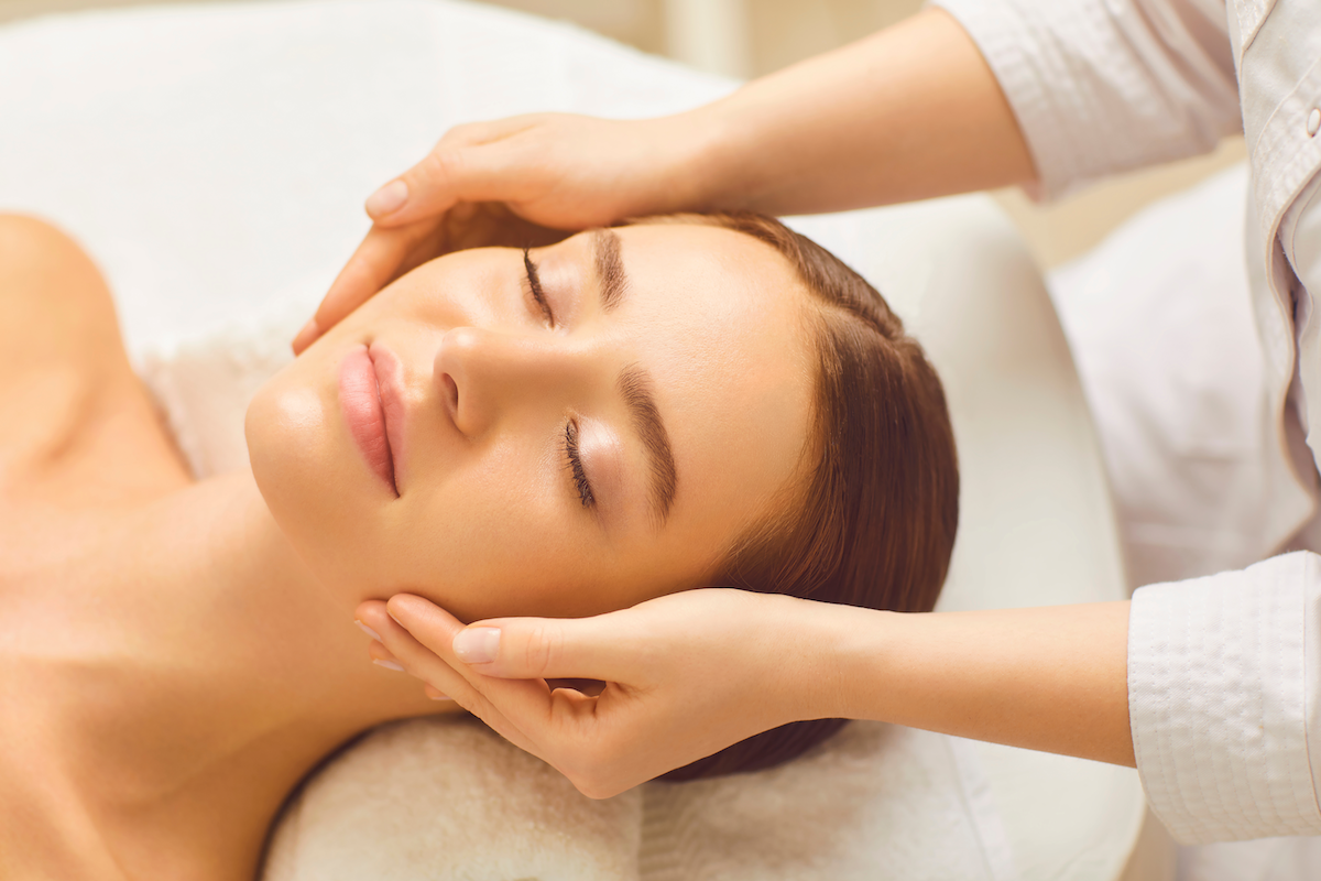 face-yoga-come-fare