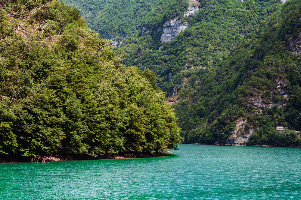 lago-corlo-boschi