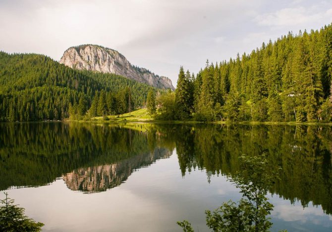 Lago Rosso, Romania