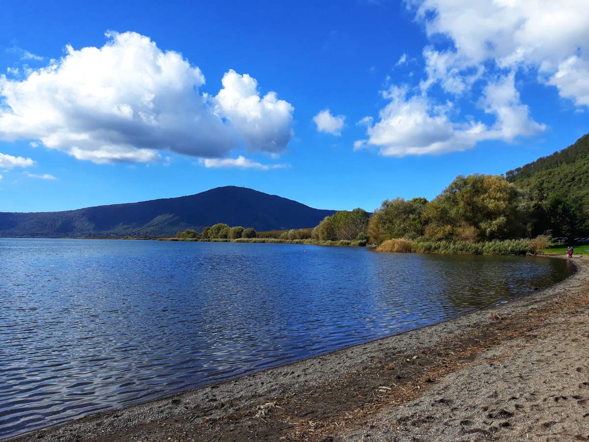Spiaggia del Lago di Vico, provincia di Viterbo