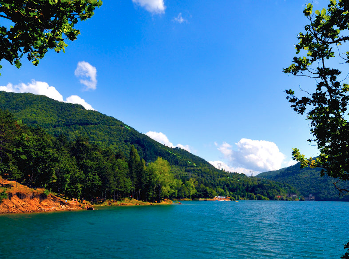 lago-suviana-panorama