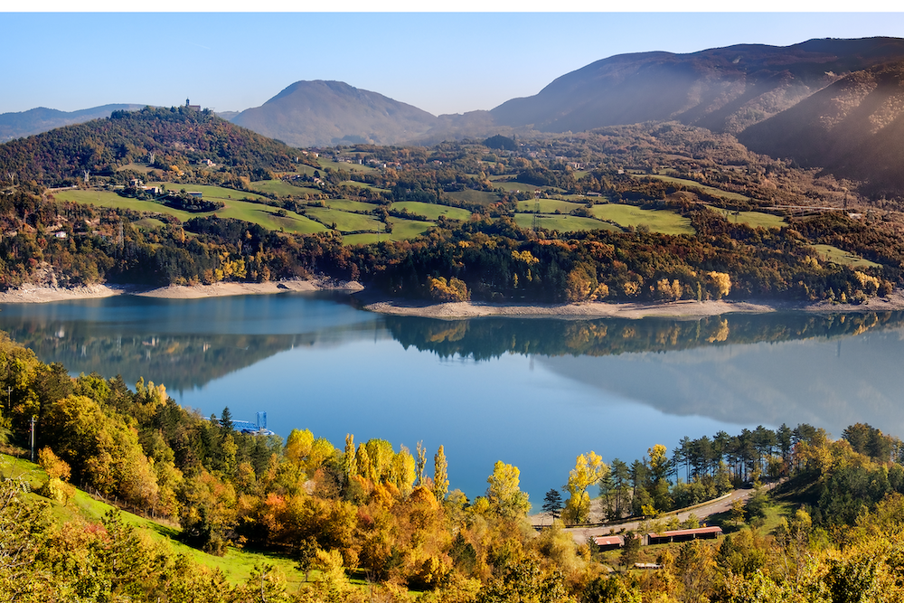 lago-suviana-panorama
