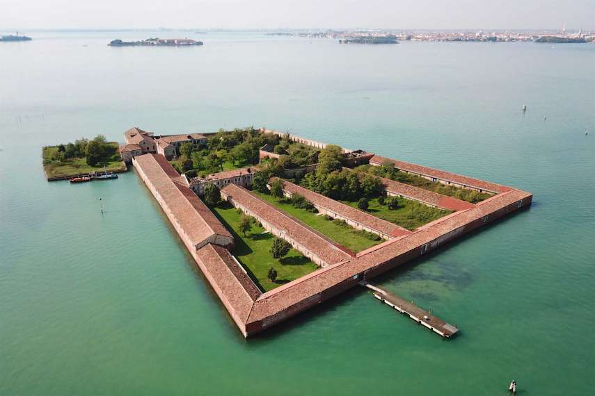 lazzaretto-vecchio-isola-venezia
