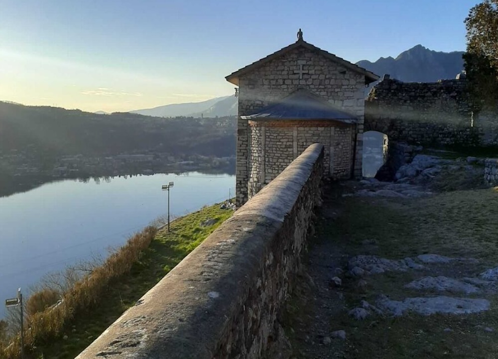 panorama-castello-innominato