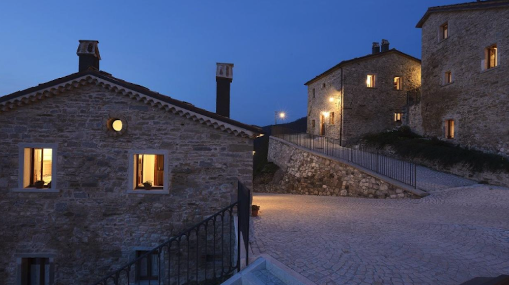 castel-giudice-sera