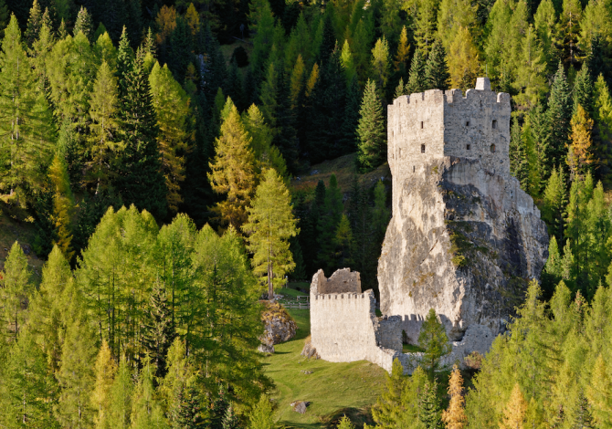 castello-andraz-delibana-veneto-dolomiti