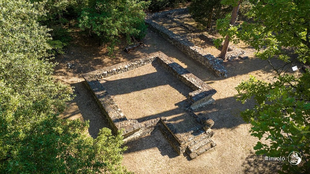 Acropoli_kainua