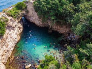 Bagni Regina Giovanna, Campania