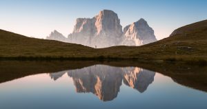 monte-Pelmo-veneto-Lago delle Baste con Monte Pelmo