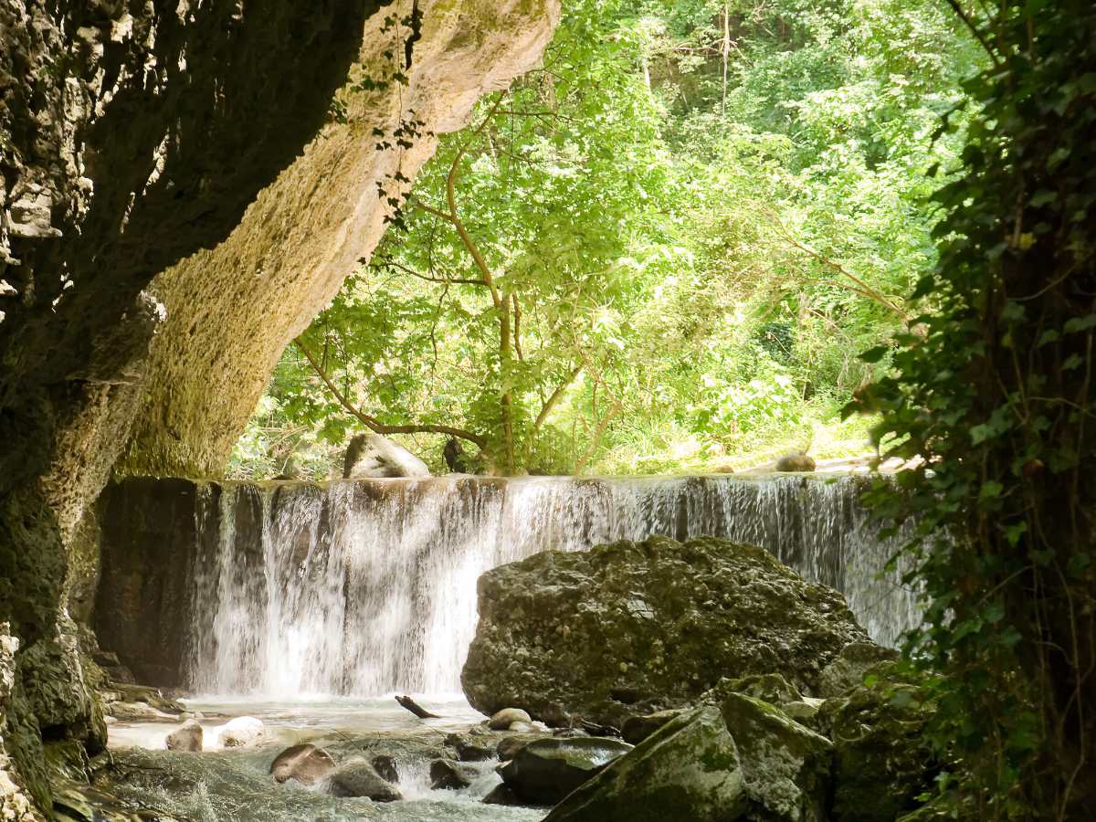 La lussureggiante natura della Valle dell'Orfento