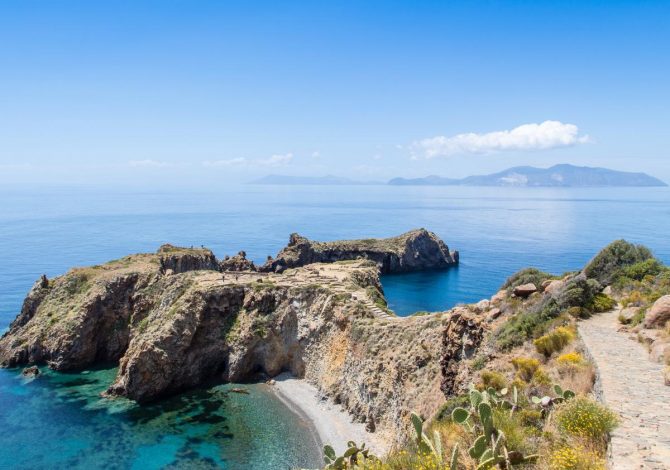 Villaggio preistorico di Capo Milazzese a Panarea