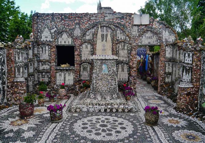 Maison Picassiette, Francia