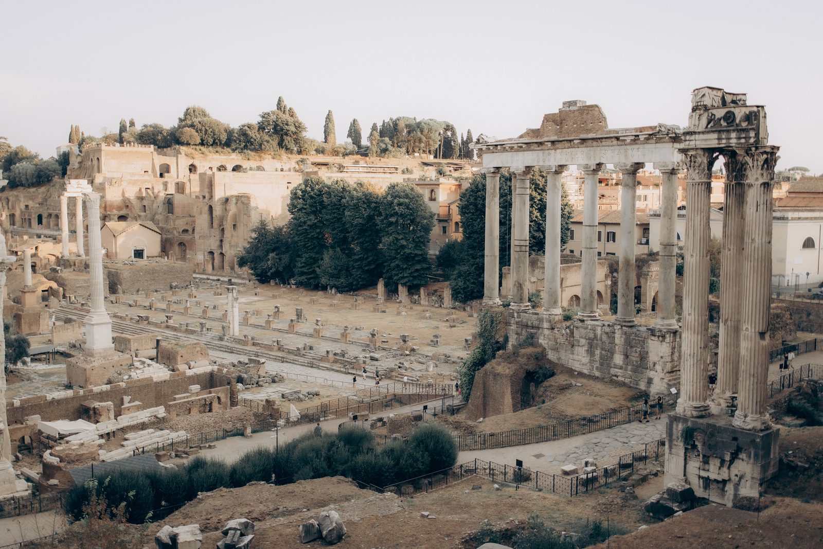 Area del Foro Romano con rovine e scavi archeologici vicino al Lapis Niger
