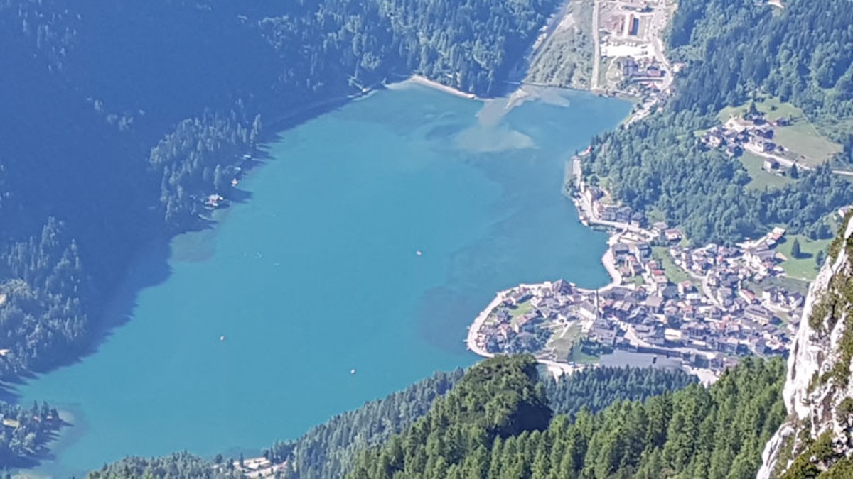 lago-alleghe-diga